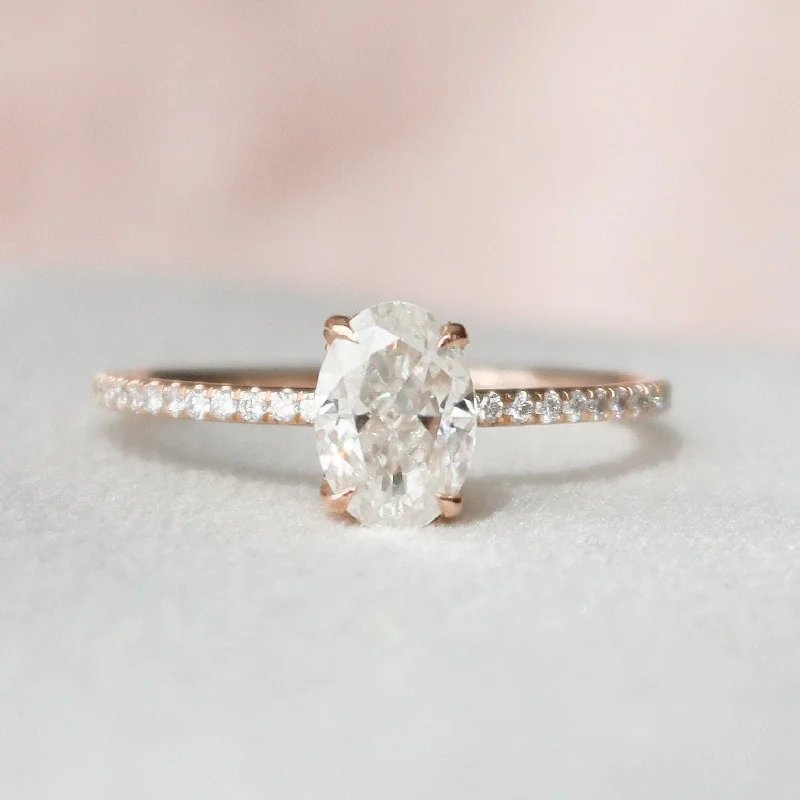 1 CT Oval Cut Moissanite Engagement Ring