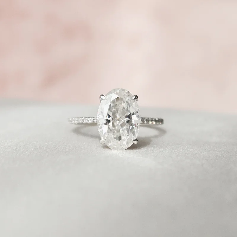 3CT Oval cut  Dainty Moissanite solitaire  Engagement Ring