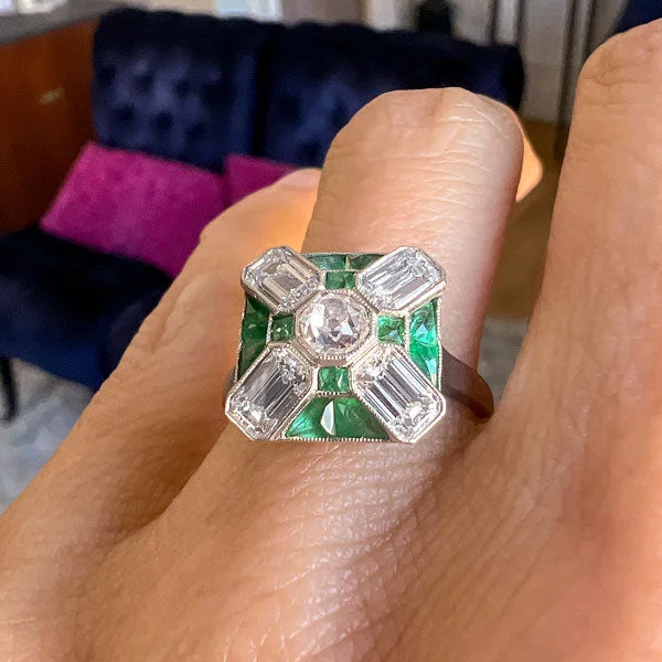 Vintage Diamond & Emerald Ring