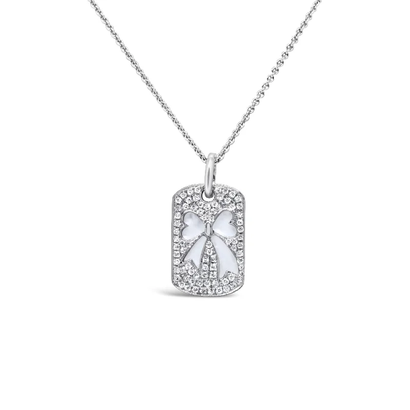 18KT WHITE GOLD MOTHER OF PEARL & DIAMOND PENDANT