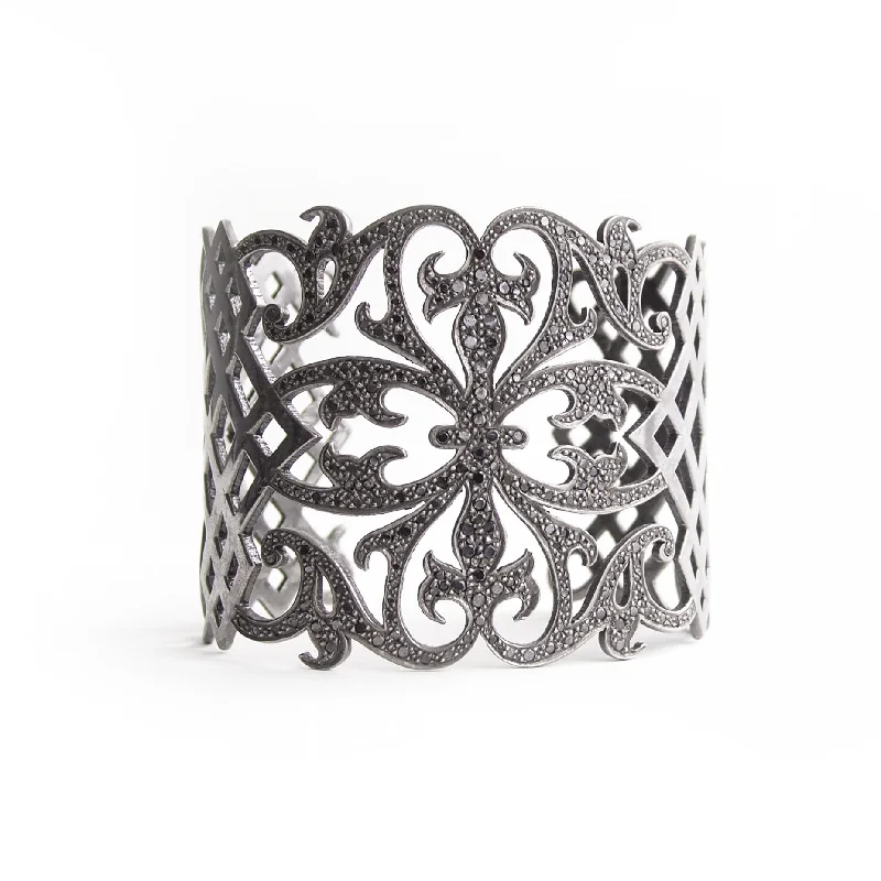 arabesque cuff