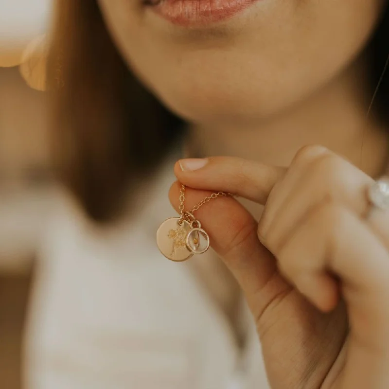 Daisy Necklace with Mustard Seed