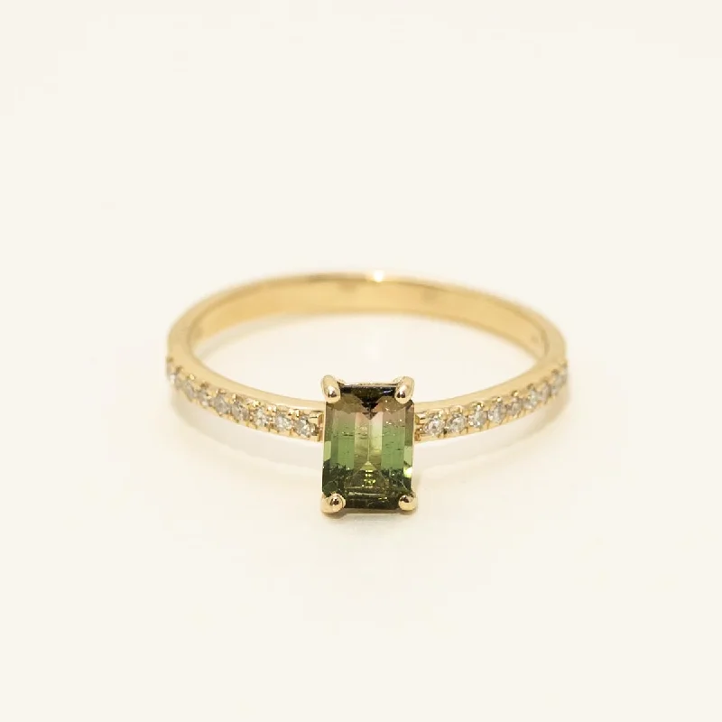 Emerald Cut Bicolor Tourmaline Ring in 14kt Yellow Gold with Diamonds (1/10ct tw)