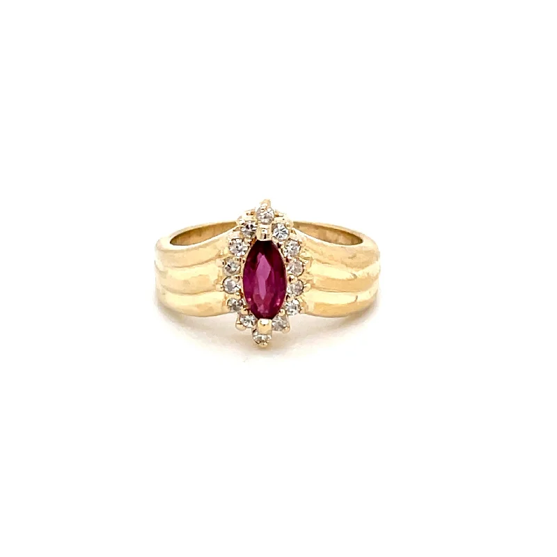 ESTATE 14K YELLOW GOLD CONTOUR RUBY RING FEATURING DIAMOND HALO