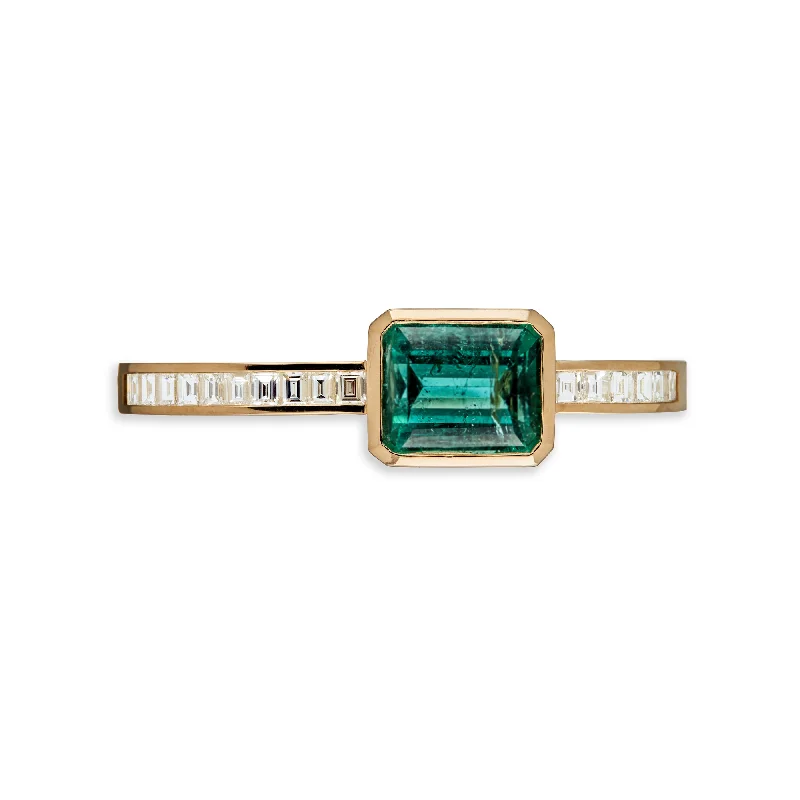 LARGE GREEN TOURMALINE BAGUETTE + BAGUETTE DIAMOND DOUBLE KNUCKLE RING