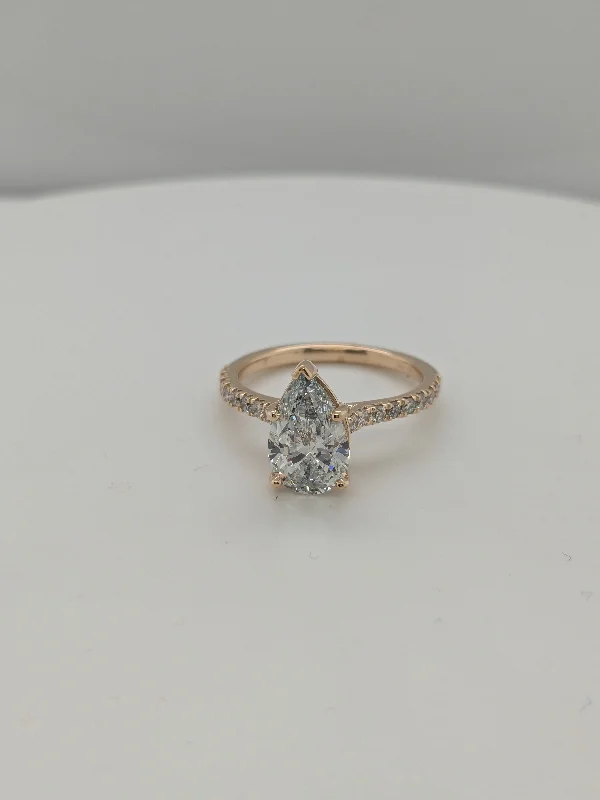 Nova Engagement Ring