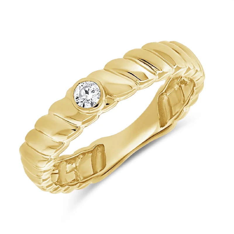 Twisted Band Diamond Solitaire Ring in 14K Gold