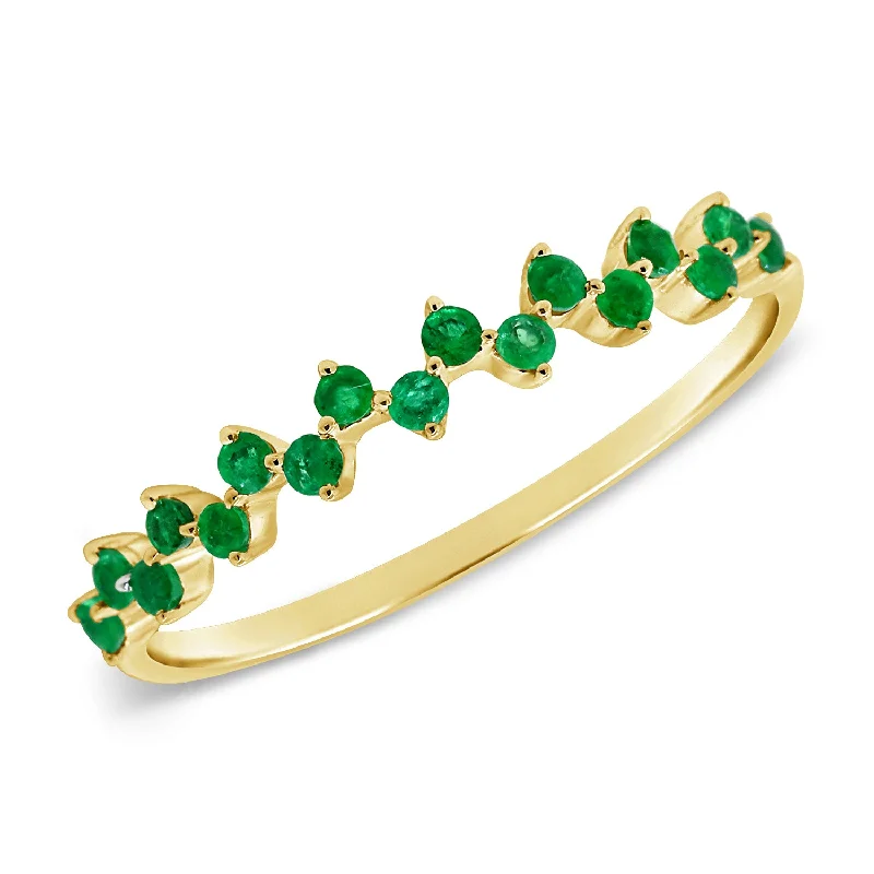 Unique Emerald Ring made in 14K Gold